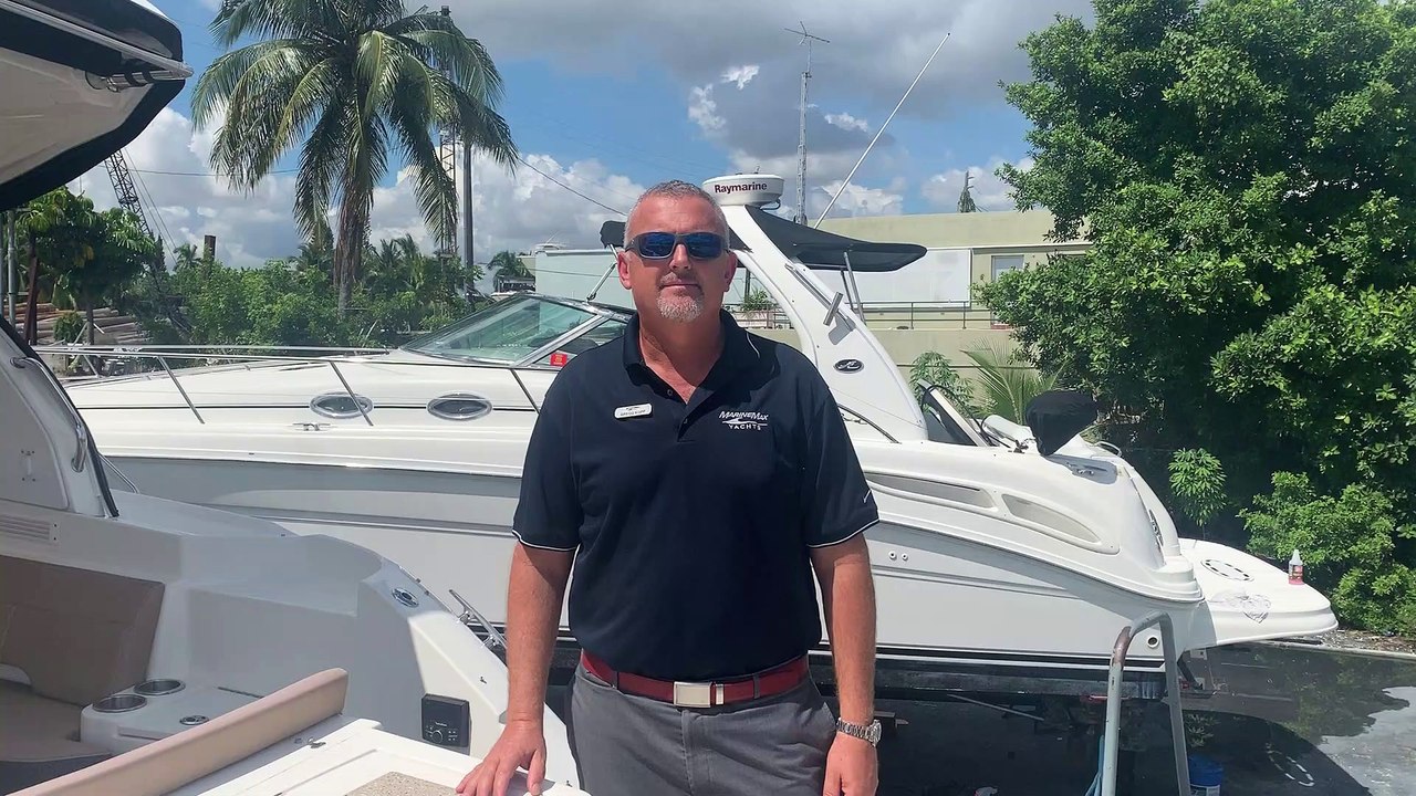 Sea Ray 350 Sundance’s Coupe Pre Owned for Sale at MarineMax Miami!
