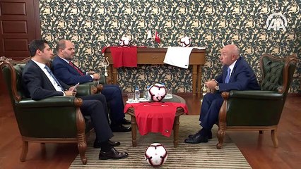TFF Başkanı Özdemir: Sahada oynayacak yabancı sayısına bir kısıtlama getirilmeli