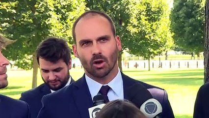 Comitiva brasileira vai à Casa Branca