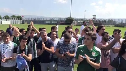 Bursaspor 8 futbolcuyla sözleşme imzaladı - BURSA
