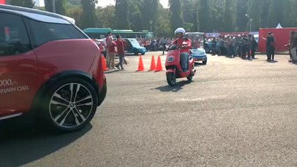 Tiga Menteri Jokowi Ramaikan Parade Kendaraan Bermotor Listrik