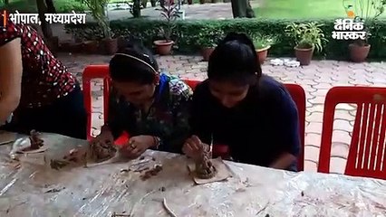 मिट्टी और औषधियुक्त 21 पौधों की पत्तियों से बनाए गणेश