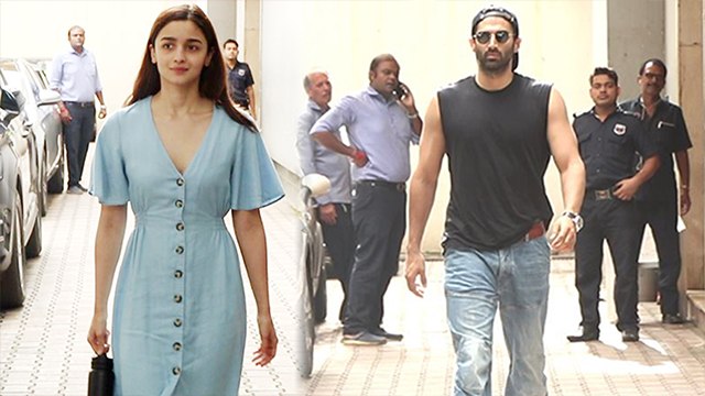 Alia Bhatt & Aditya Roy Kapur spotted Mahesh Bhatt’s office for Sadak 2;Watch video | FilmiBeat