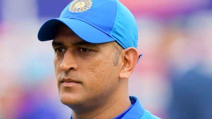 ಬಾಲಿವುಡ್ ಗೆ ಪ್ರವೇಶ ಮಾಡುವ ಬಗ್ಗೆ ಸುಳಿವು ಕೊಟ್ಟಿದ್ದಾರೆ ಧೋನಿ | M S Dhoni | FILMIBEAT KANNADA