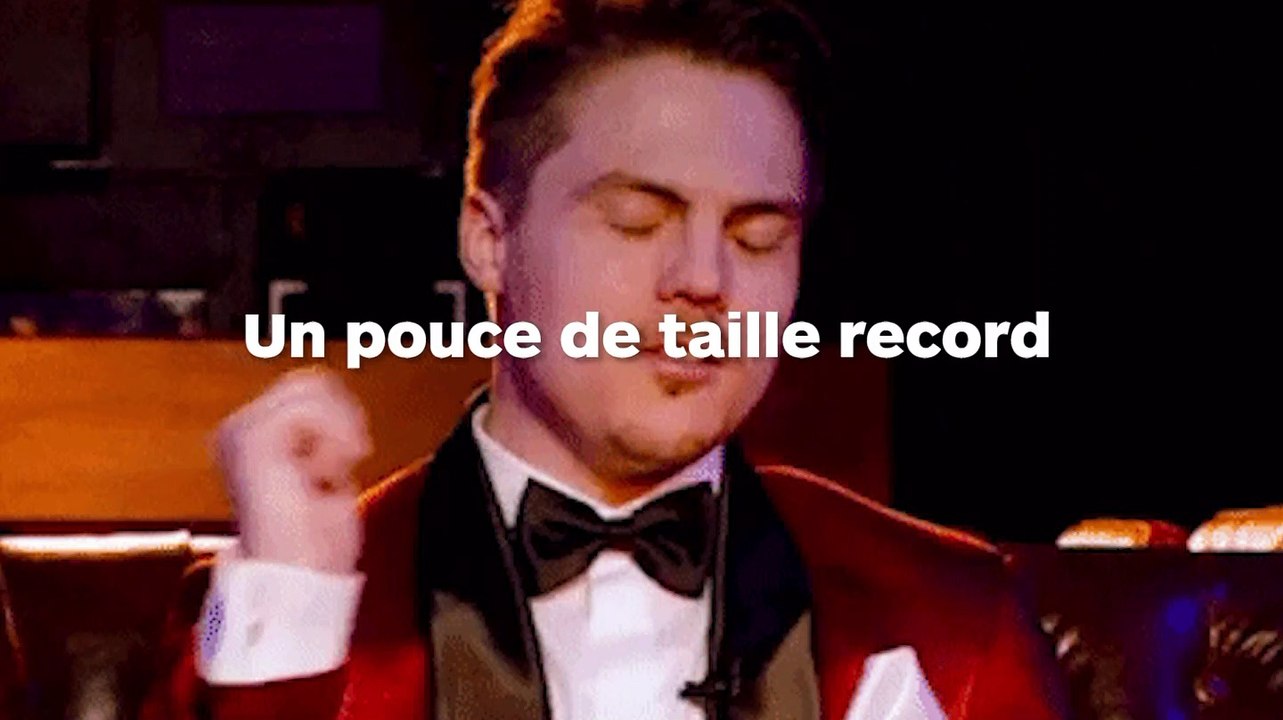 Il a le pouce extrêmement long