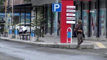 Olay yerinde sinir krizleri geçirdiler... Kars'ta kan davası kavgasında silahlar konuştu: 1 ölü