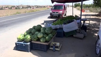 Ürünleri isteyen tezgahtan isteyen tarladan toplayarak satın alıyor