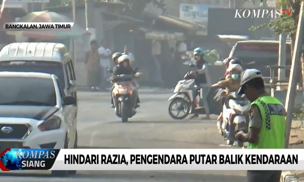 Hindari Razia Polisi, Pengendara Putar Balik Kendaraan