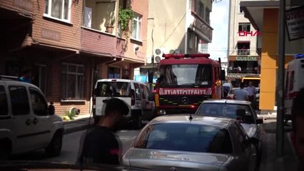 Sultangazi'de itfaiye ekipleri hatalı park nedeniyle zor anlar yaşadı