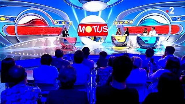 Regardez les adieux de Thierry Beccaro à France Télévisions, ce matin, peu après 11h: Au bord des larmes il met fin à 29 années du jeu Motus