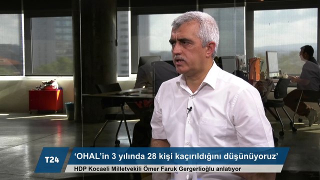 Pazarcılık yapan profesörler, temizlik yapan hakimeler, kapıcılık yapan öğretmenler var