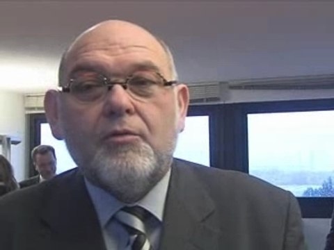 Montigny-les-cormeilles: ITW Robert Hue sur l'opposition