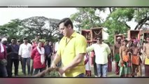 Salman Khan Beats Himself With Whip During