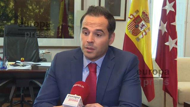 Madrid avisa de que puede tener problemas para pagar proveedores.