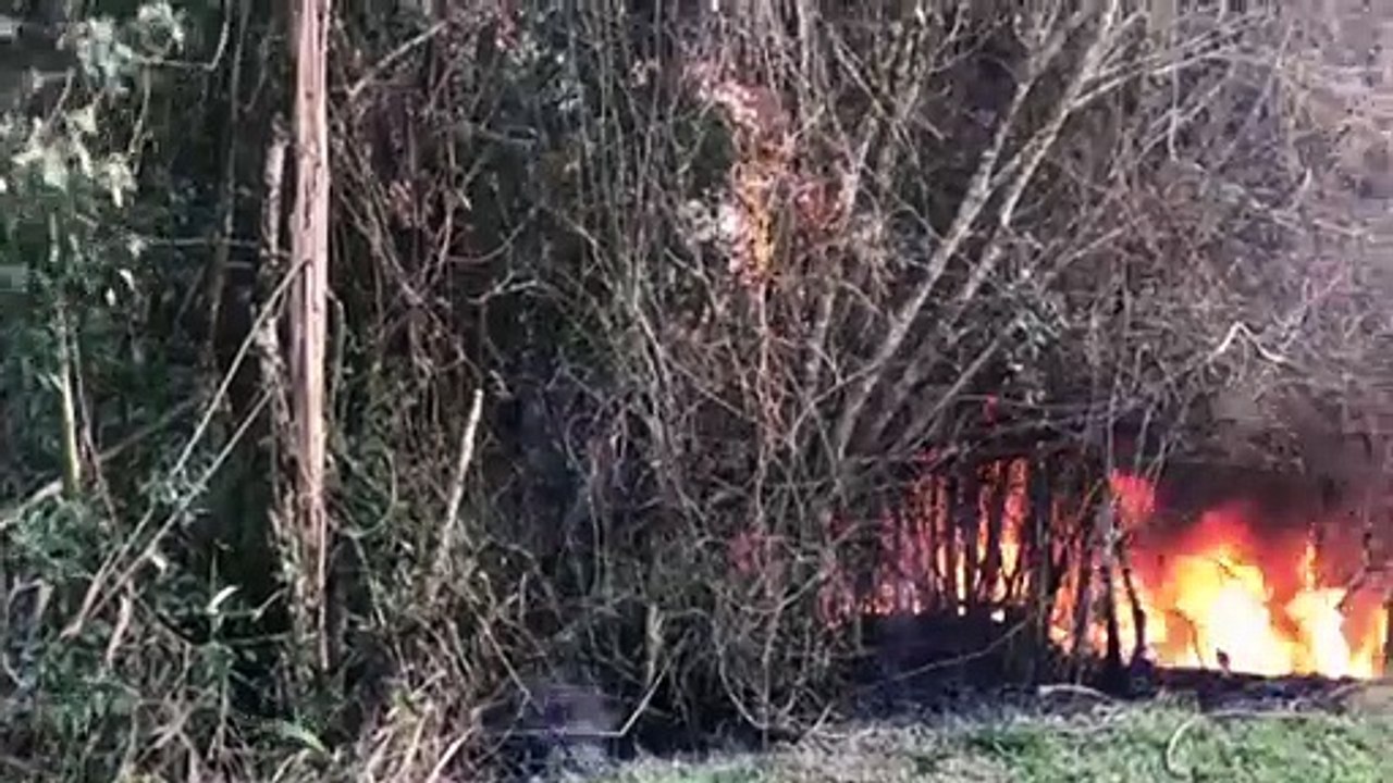 Acidente na BR-277 fez três vítima fatais; veículos ficaram destruídos