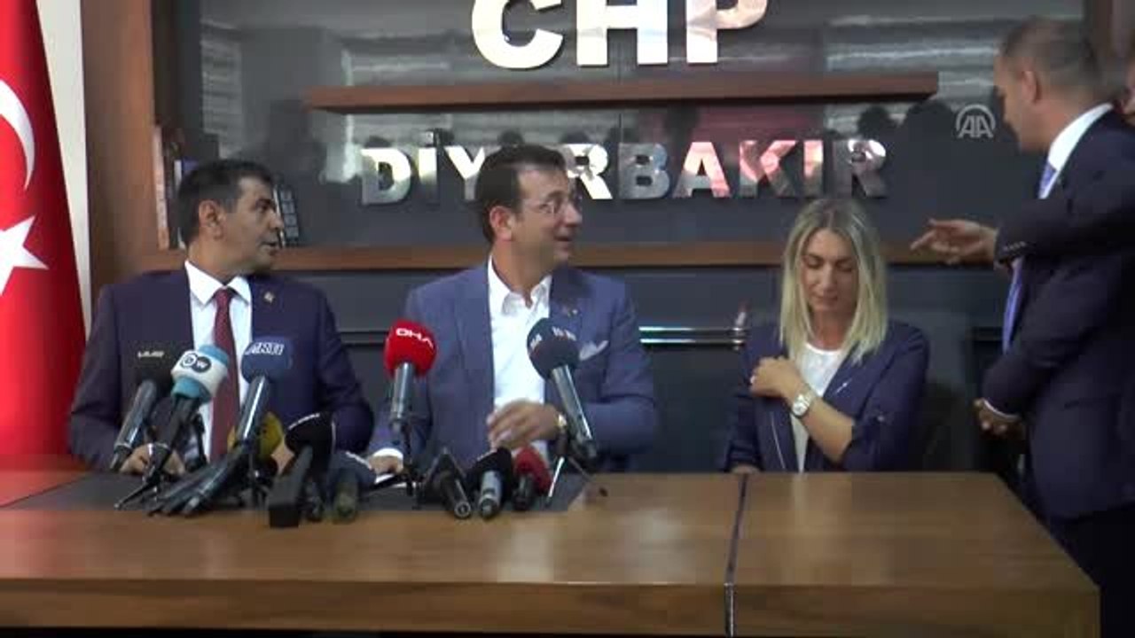 İmamoğlu, görevden uzaklaştırılan belediye başkanları ile bir araya geldi (2)