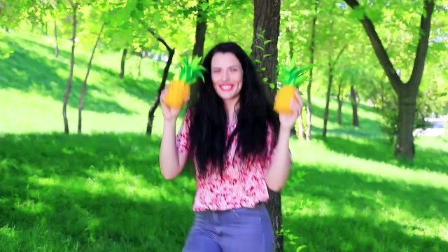 8 DIY Weird Makeup Ideas Makeup Pranks (2)