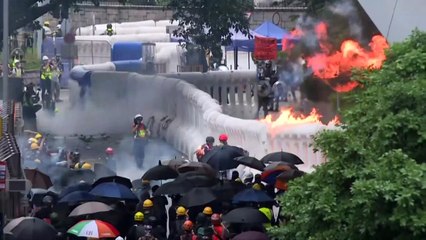 Descargar video: Caos em Hong Kong