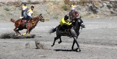 Erzincan'daki atlı cirit müsabakaları nefes kesti