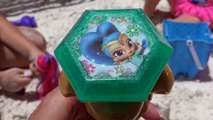 Shimmer e Shine - Passeando e Curtindo  a Praia