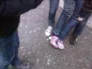 Total respect aux bottes de Tanya