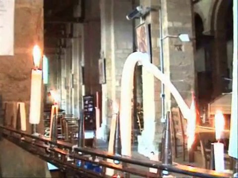 BIZARROÏDE BOUGIE A L'ABBAYE DE DAOULAS