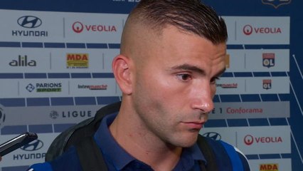 4e j. - Lopes : "Ces banderoles n'ont rien à faire dans un stade"