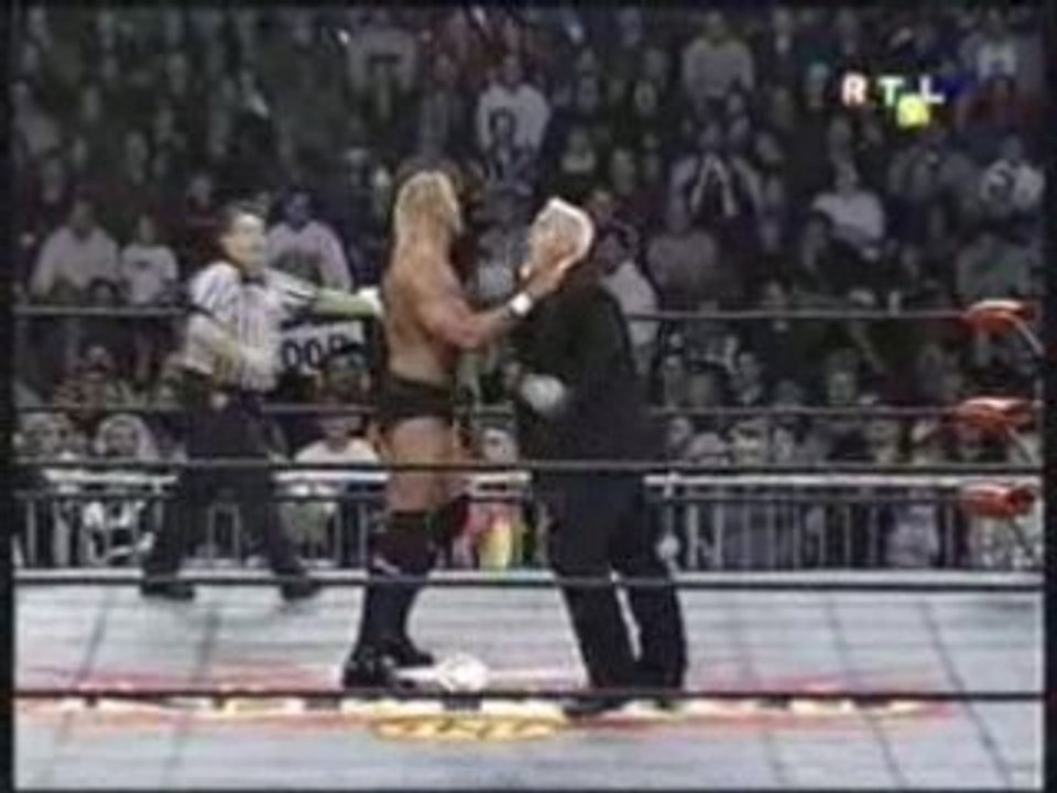 The Wall Vs Sid Vicious