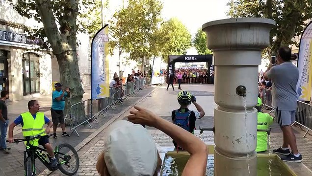 Marignane: le départ de la Course des Étangs 2019