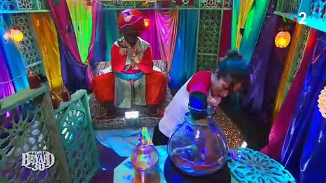 Hier soir, dans Fort Boyard, les cris de Fabienne Carat quand elle est obligée de plonger sa main dans un récipient plein de serpents