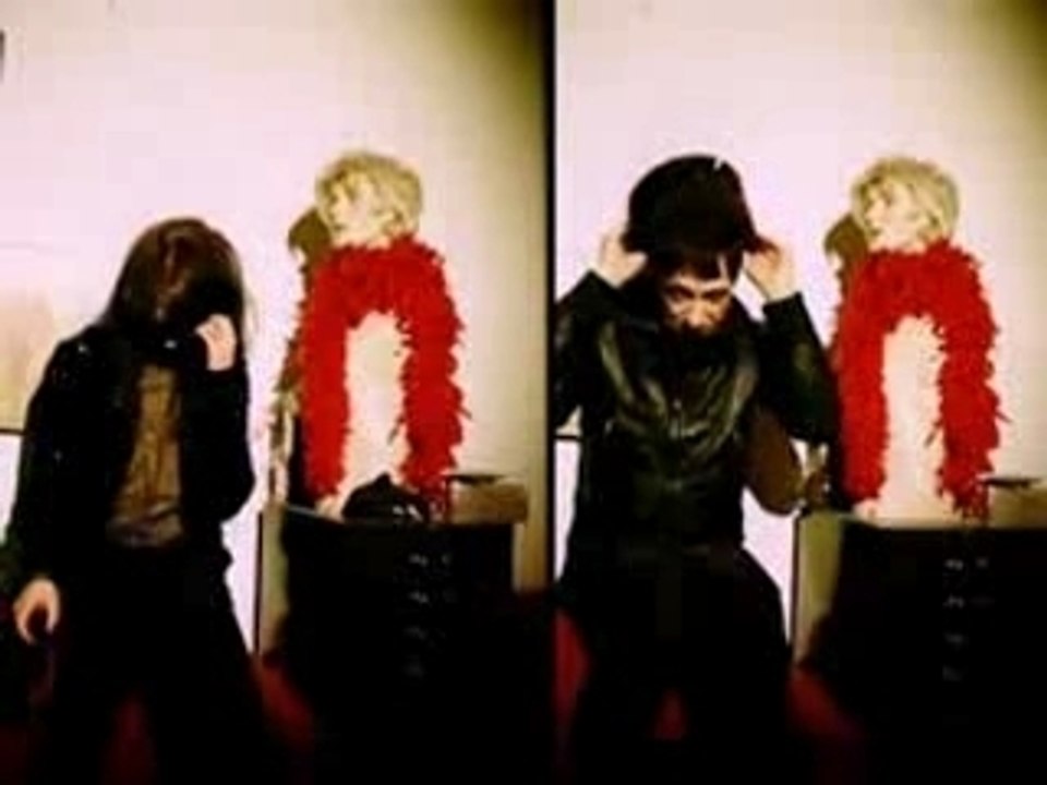 The Kills - U.R.A. Fever