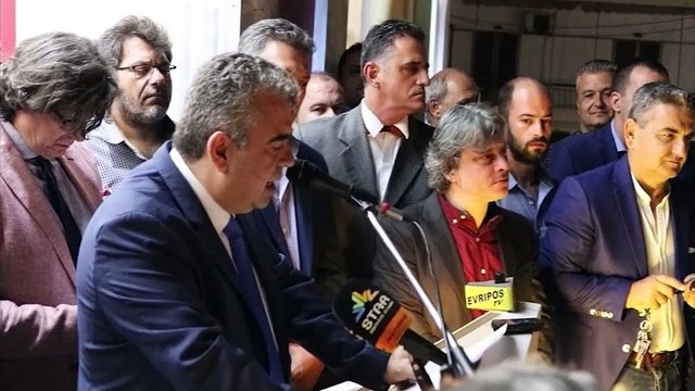 Πλήθος κόσμου στην ορκωμοσία Ραβιόλου