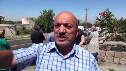 Kayseri' de fireni patlayan kamyon müstakil eve girdi yaralılar var-4