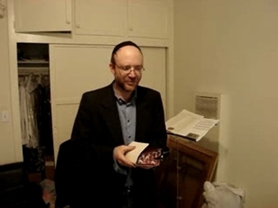 Yonatan singing Av Arachmim