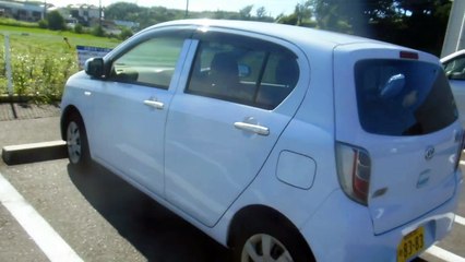 Daihatsu Mira Test Drive in Japan