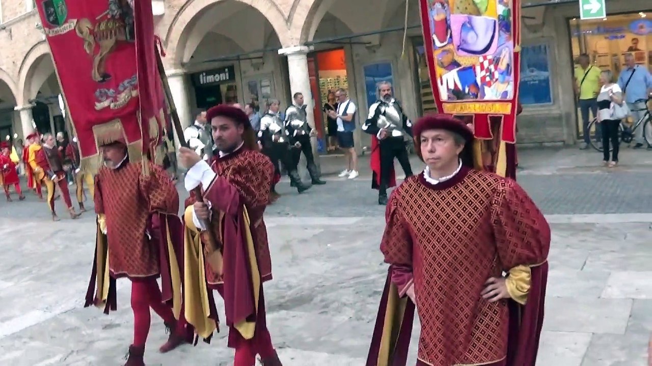 la città delle cento torri, sfida il terribile saraceno