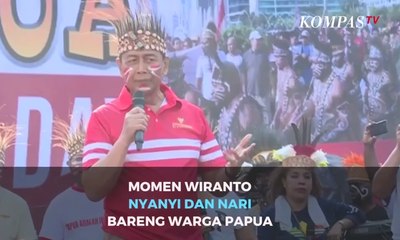 Keseruan Wiranto Menyanyi dan Menari Bersama Warga Papua