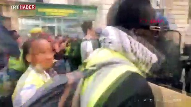 Sarı Yelekliler eylemleri 42. haftasında devam ediyor
