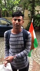 Fan walks over 900 kms to meet Akshay Kumar