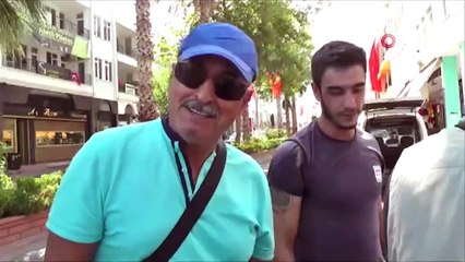 Otomobil motoruna giren yavru kedi 2 saatlik uğraşın ardından kurtarıldı