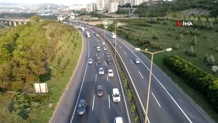 3 günlük tatili değerlendiren vatandaşlar, TEM'de trafiği durma noktasına getirdi