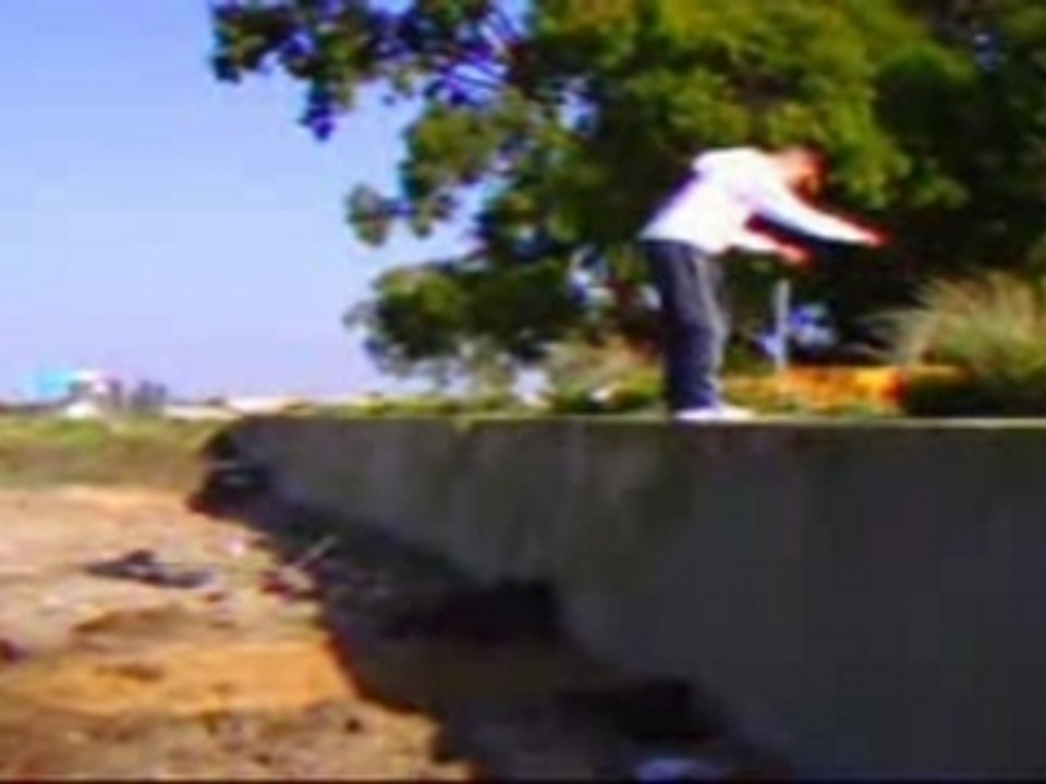 Trailer Jose Street Stunt 08