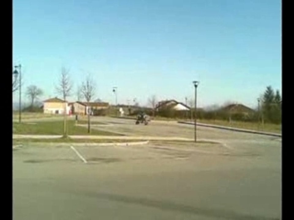 400 ltz quad on débute a fond....