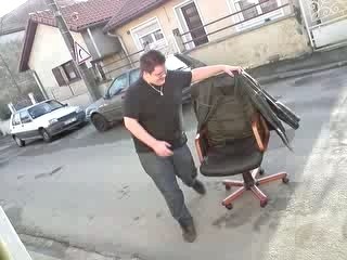 la chaise qui roule
