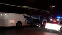 Yolcu otobüsü ile tur otobüsü kavşakta çarpıştı: 4'ü turist 13 yaralı