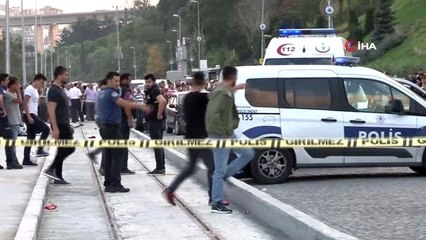 Kağıthane'de motosikletle otomobil çarpıştı: 1 ölü, 1 yaralı