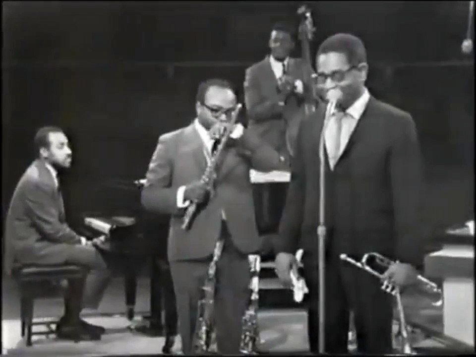 JAMES MOODY with Dizzy Gillespie Quintet – Mmm Hmm (1965, HD)