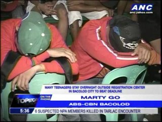 Teens stay overnight to beat SK registration deadline