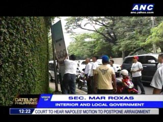 Police should not interfere in BGC dispute: Roxas