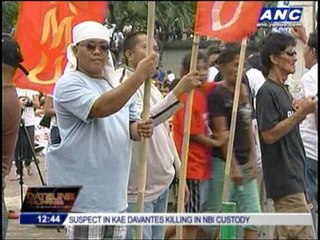 Anti-pork protesters march to Mendiola